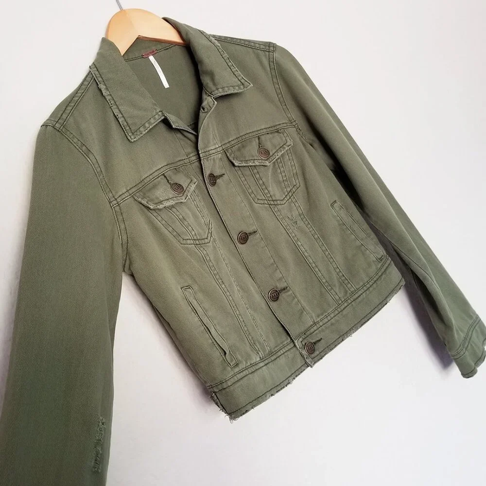 Free People Olive Army Green Distressed Crop Denim Jacket Size 4 100% Cotton - Picture 6 of 15